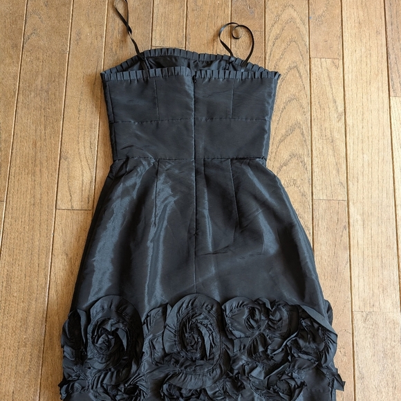 Women's Max And Cleo Elegant Black Dress with Floral Detail Size 4 - Picture 5 of 6